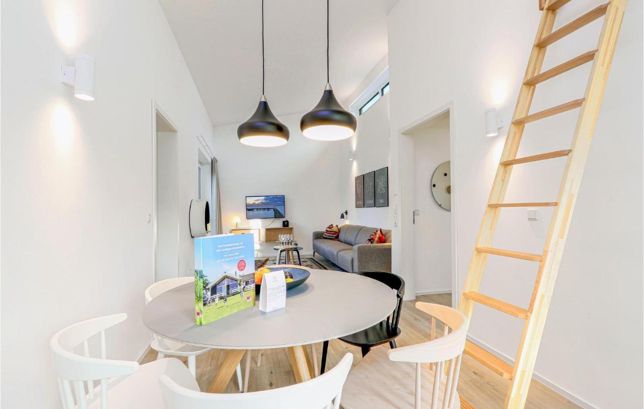 Gorgeous Home In Lembruch-Duemmer See With Kitchen Zewnętrze zdjęcie