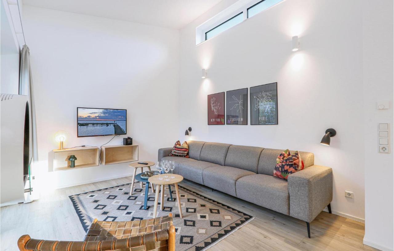 Gorgeous Home In Lembruch-Duemmer See With Kitchen Zewnętrze zdjęcie